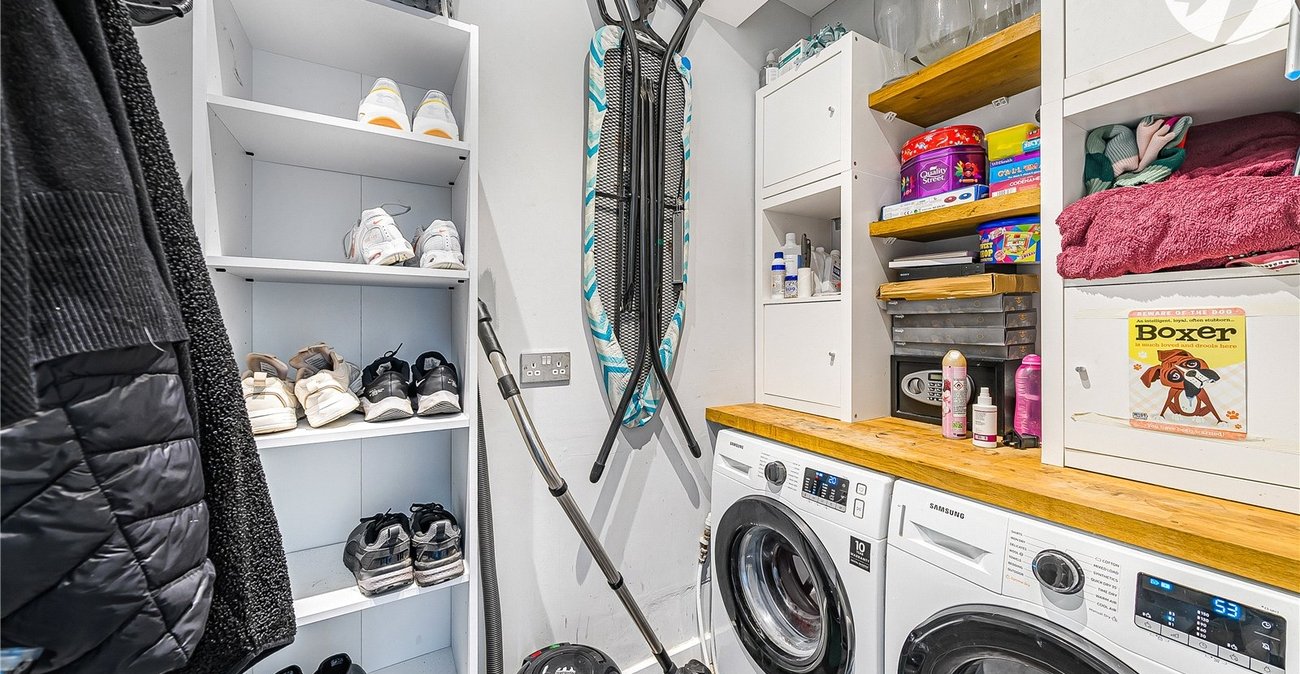 3 bedroom house for sale in Fleet Estate | Robinson Jackson