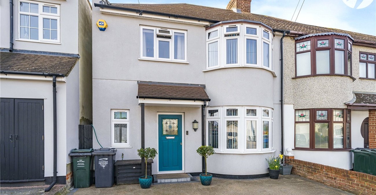 3 bedroom house for sale in Fleet Estate | Robinson Jackson