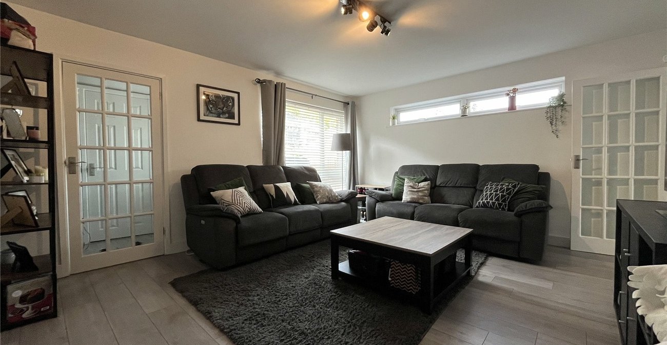 3 bedroom house for sale in Walderslade | Robinson Michael & Jackson