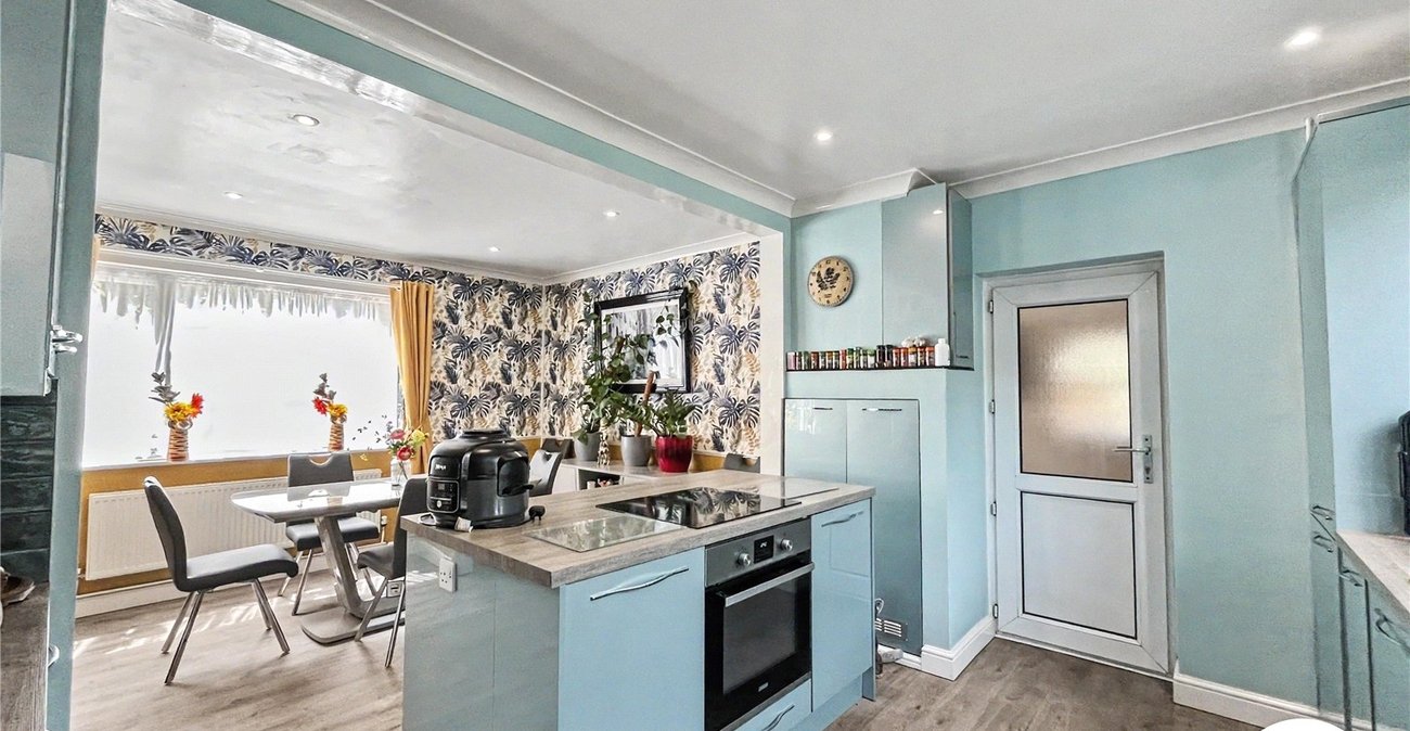 3 bedroom house for sale in Walderslade | Robinson Michael & Jackson