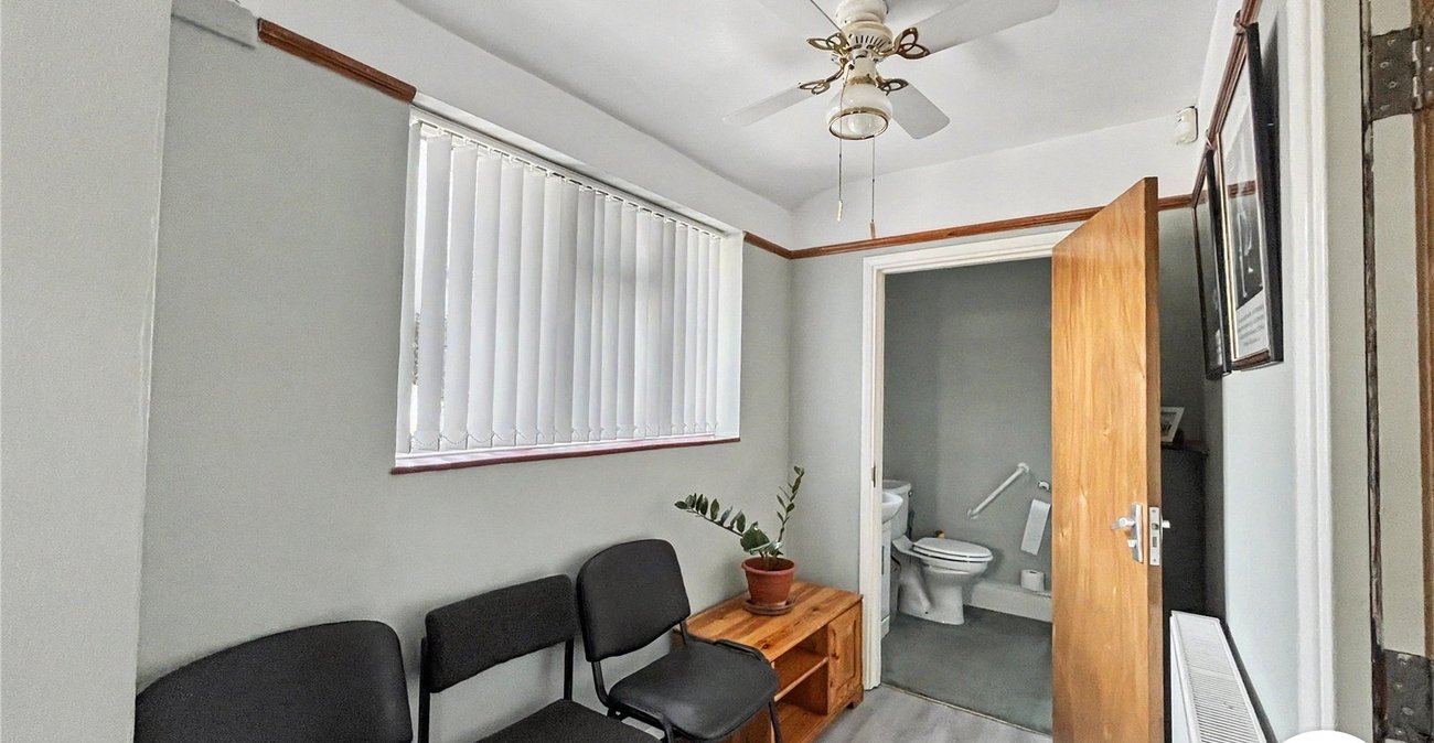 3 bedroom house for sale in Walderslade | Robinson Michael & Jackson