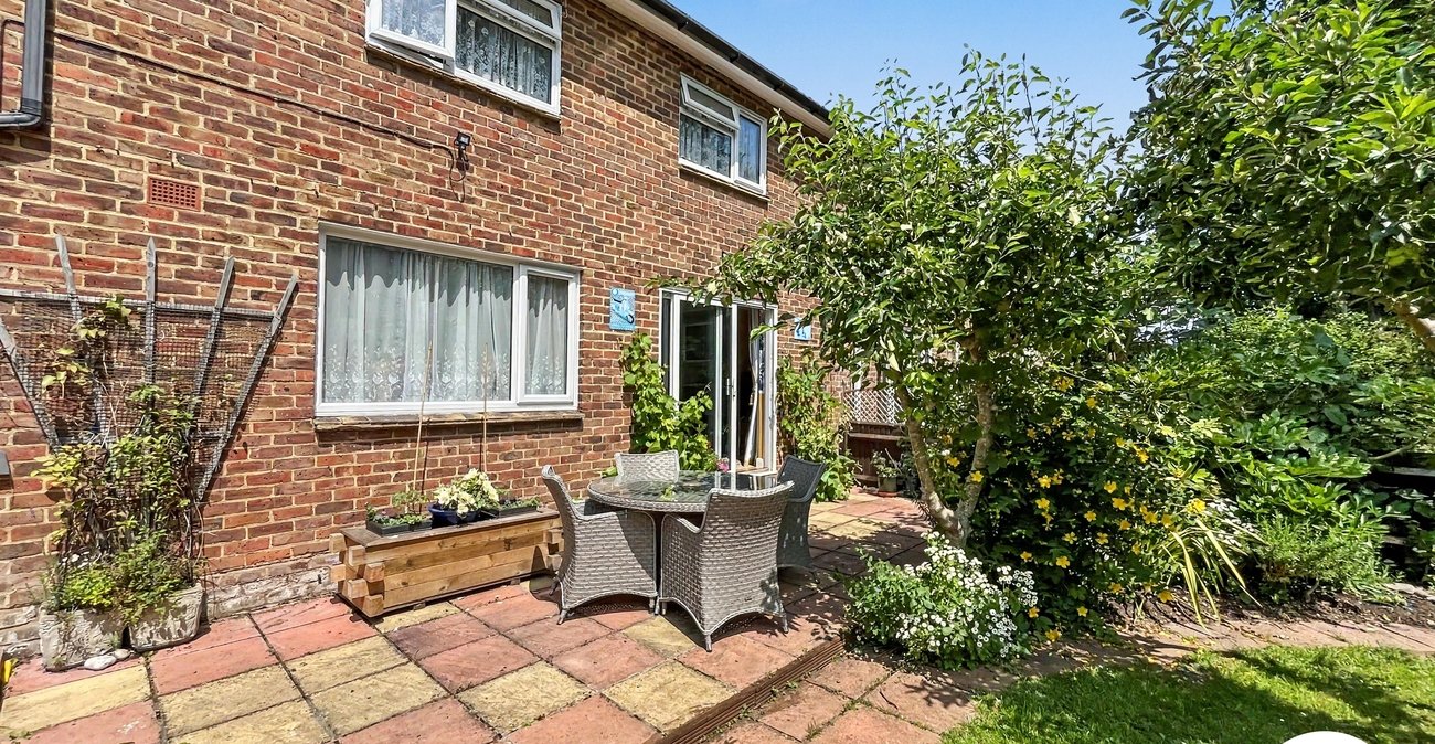 3 bedroom house for sale in Walderslade | Robinson Michael & Jackson