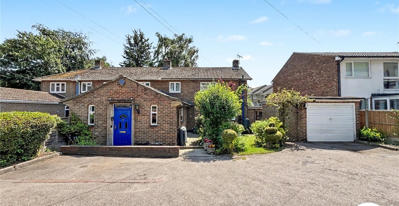3 bedroom house for sale in Walderslade | Robinson Michael & Jackson