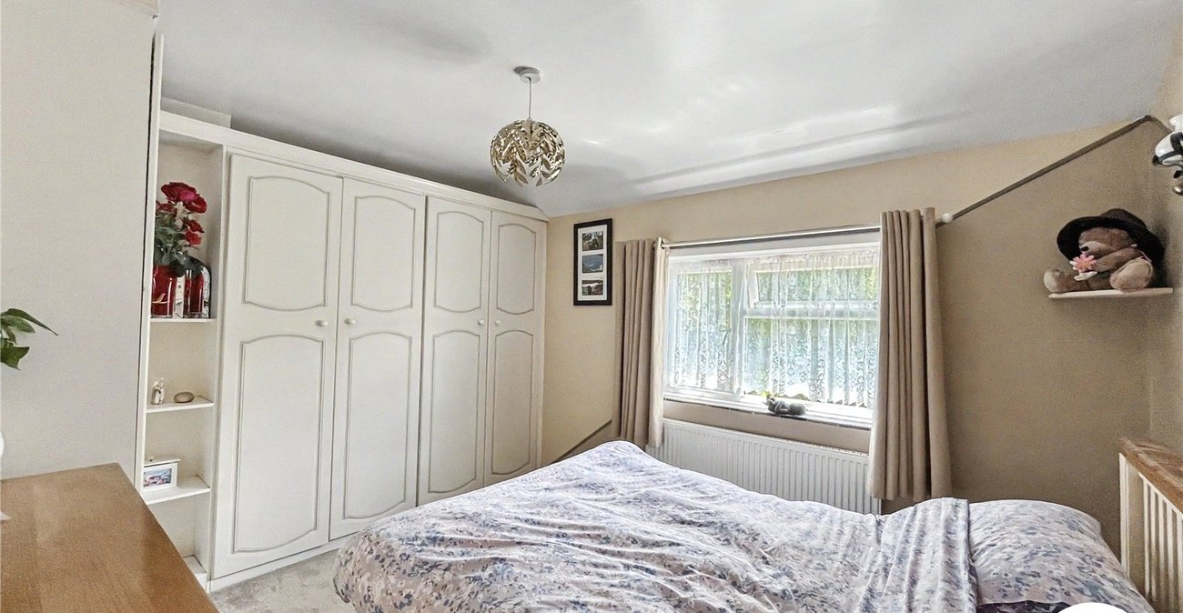 3 bedroom house for sale in Walderslade | Robinson Michael & Jackson