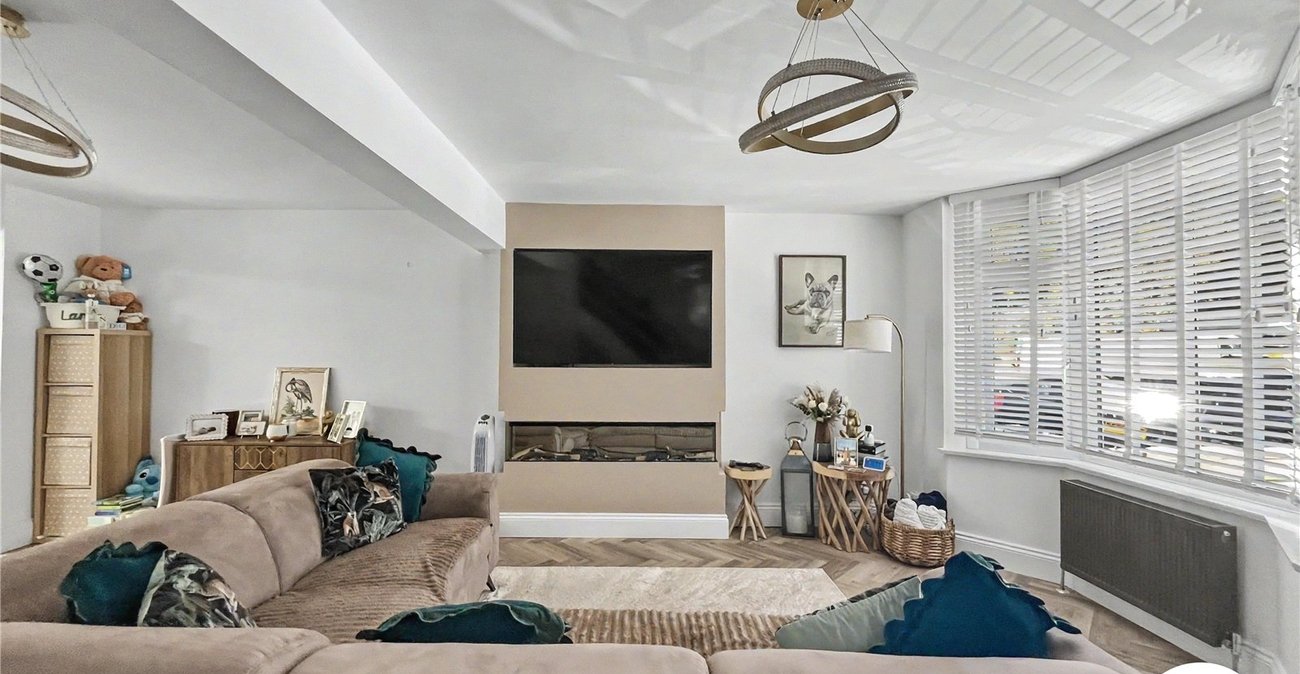 3 bedroom house for sale in Walderslade | Robinson Michael & Jackson