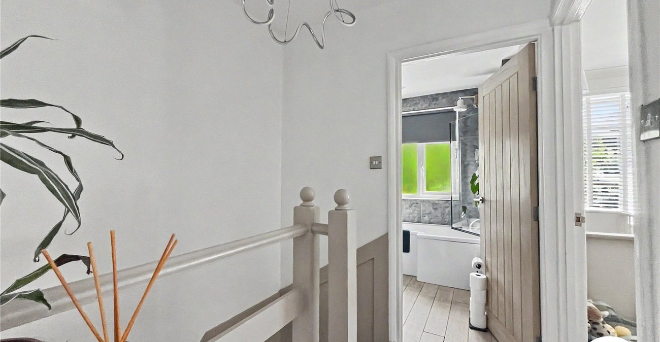 3 bedroom house for sale in Walderslade | Robinson Michael & Jackson