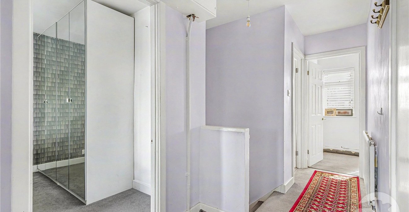 2 bedroom property for sale in Sidcup | Robinson Jackson