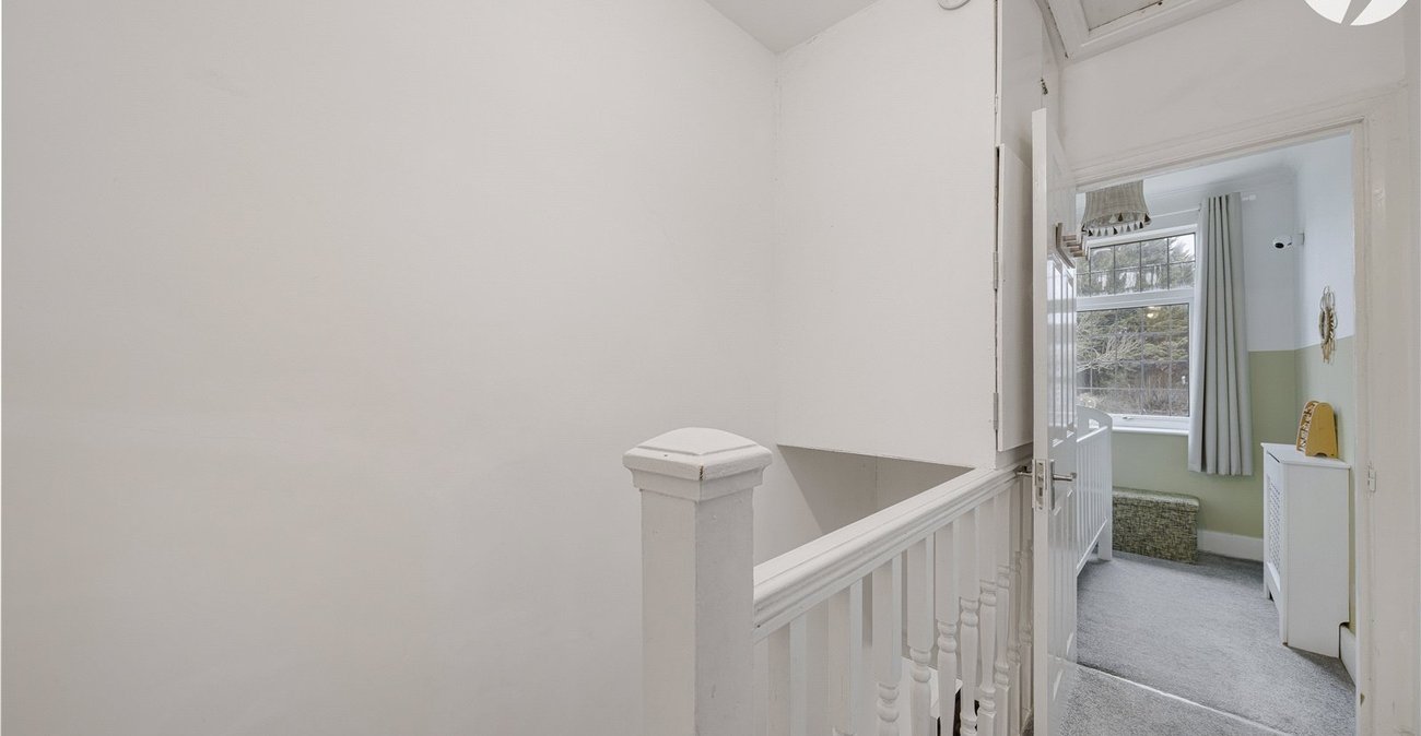 3 bedroom house for sale in Dartford | Robinson Jackson