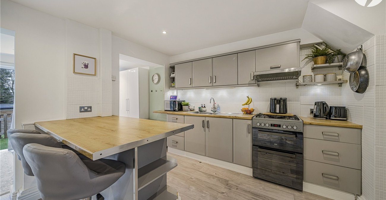 3 bedroom house for sale in Dartford | Robinson Jackson