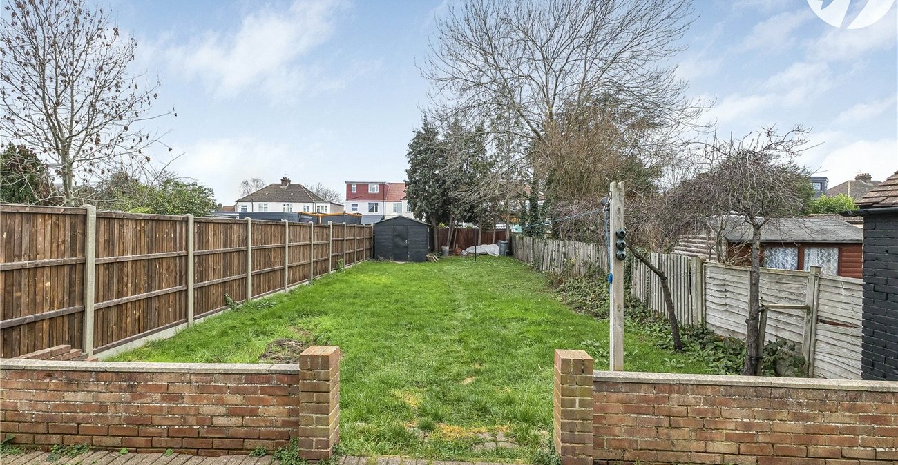 4 bedroom house for sale in West Dartford | Robinson Jackson