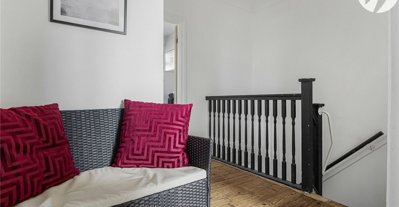 4 bedroom house for sale in West Dartford | Robinson Jackson