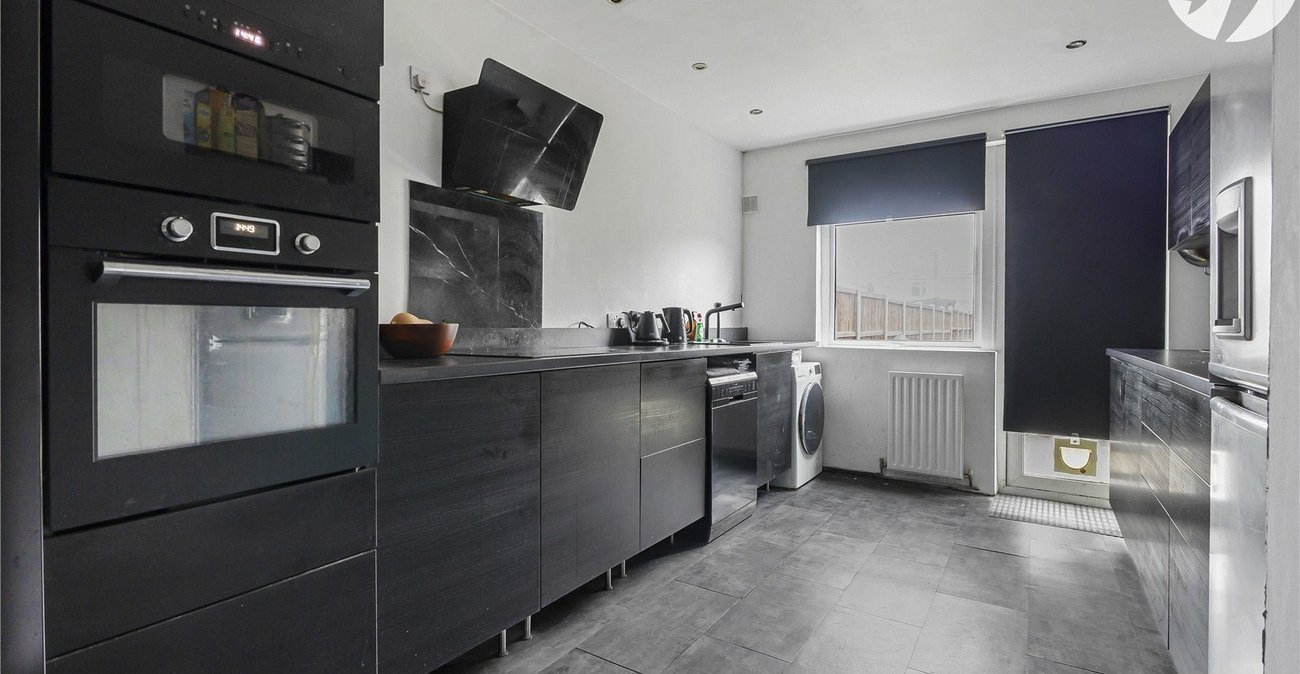 4 bedroom house for sale in West Dartford | Robinson Jackson