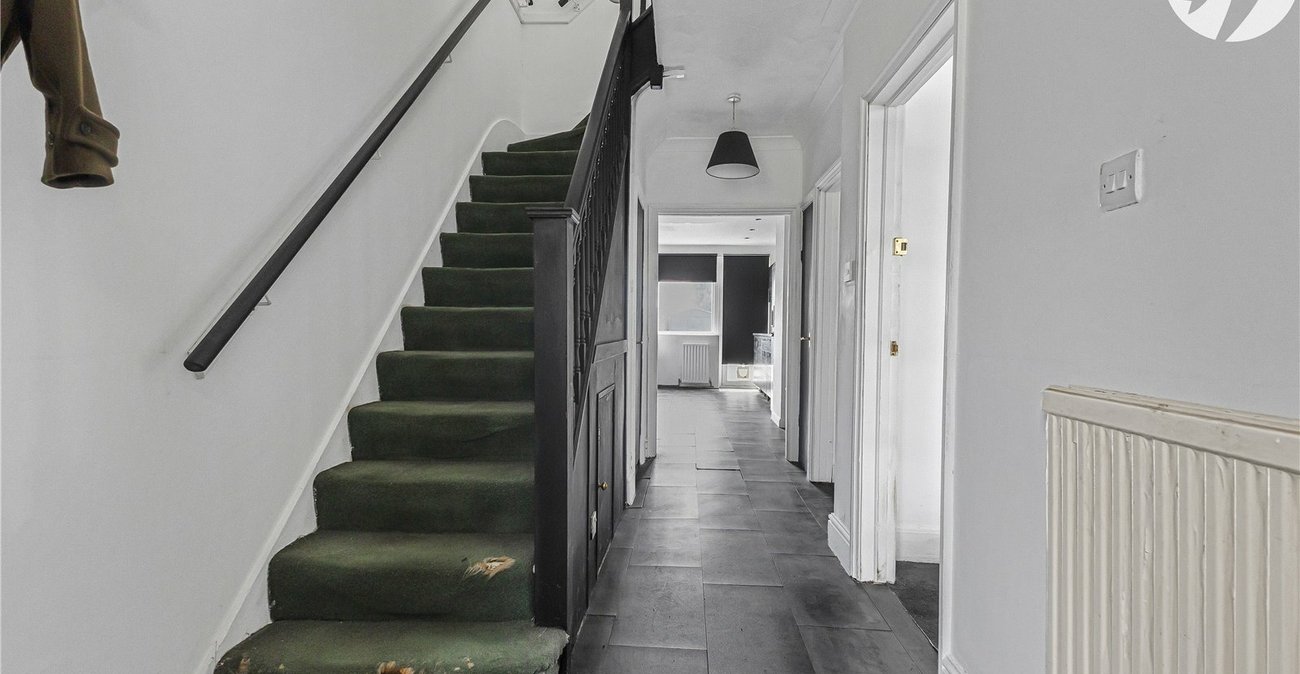 4 bedroom house for sale in West Dartford | Robinson Jackson