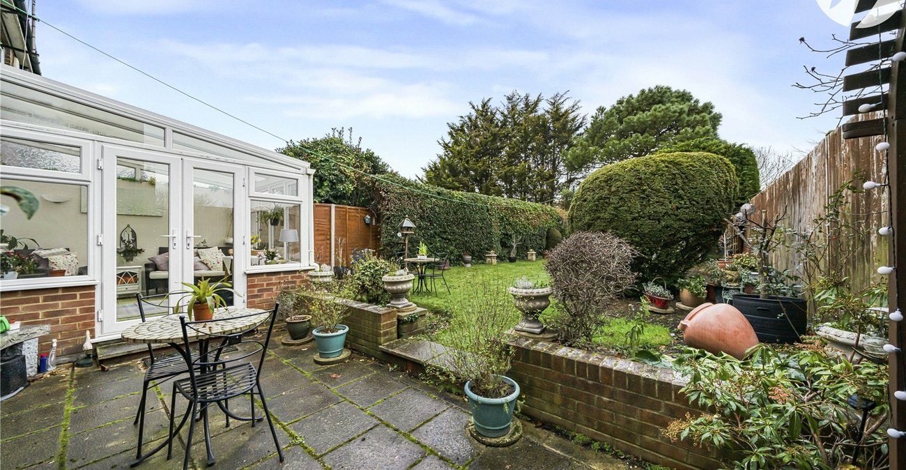 3 bedroom house for sale in West Dartford | Robinson Jackson