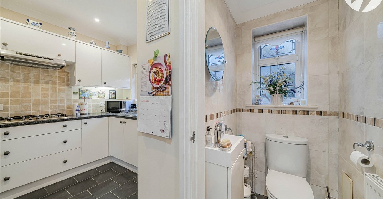 3 bedroom house for sale in West Dartford | Robinson Jackson