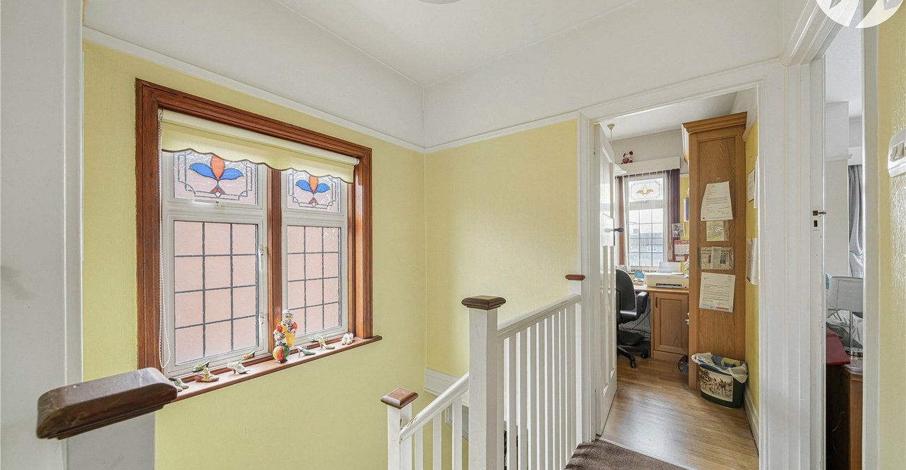 3 bedroom house for sale in West Dartford | Robinson Jackson