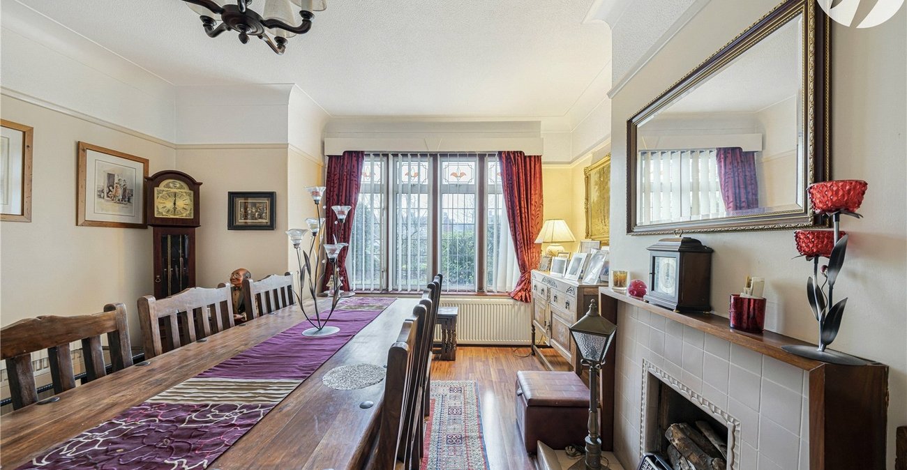 3 bedroom house for sale in West Dartford | Robinson Jackson