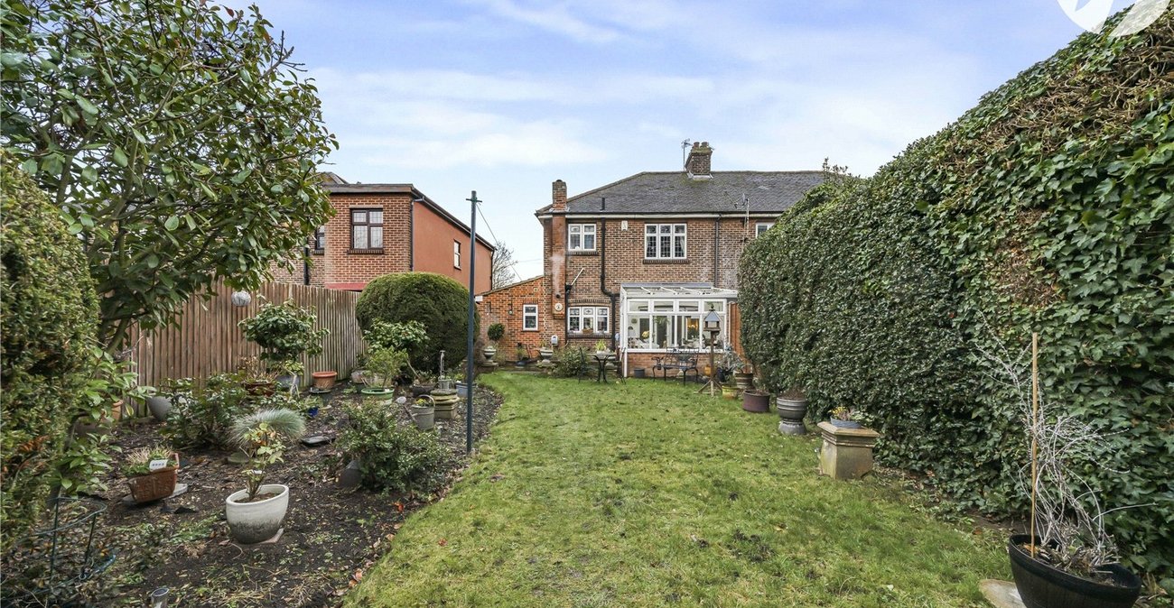 3 bedroom house for sale in West Dartford | Robinson Jackson