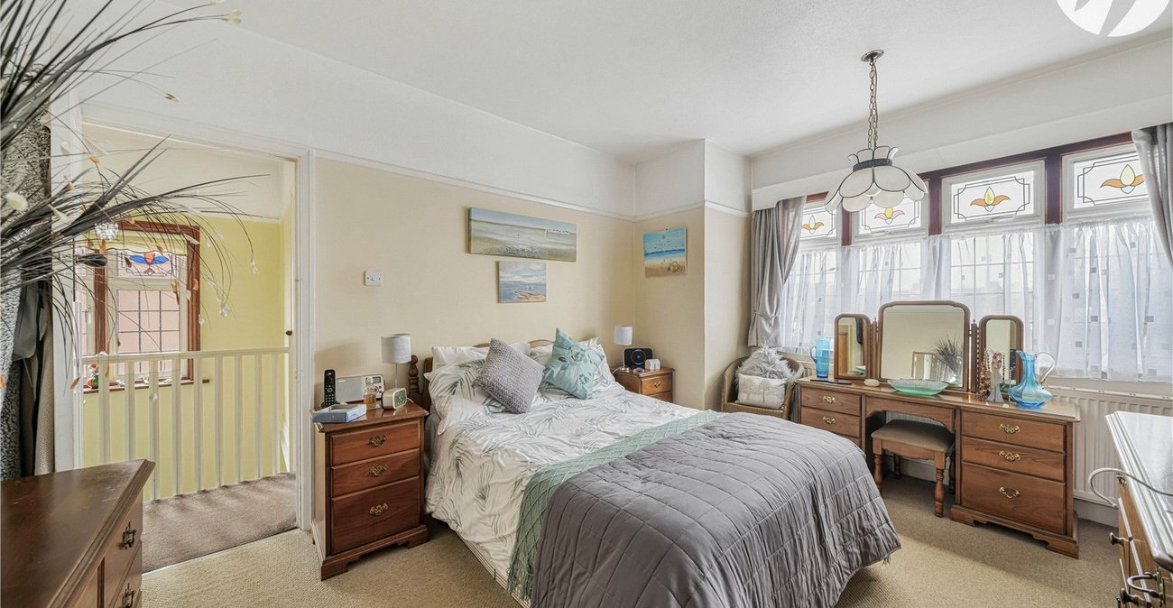 3 bedroom house for sale in West Dartford | Robinson Jackson