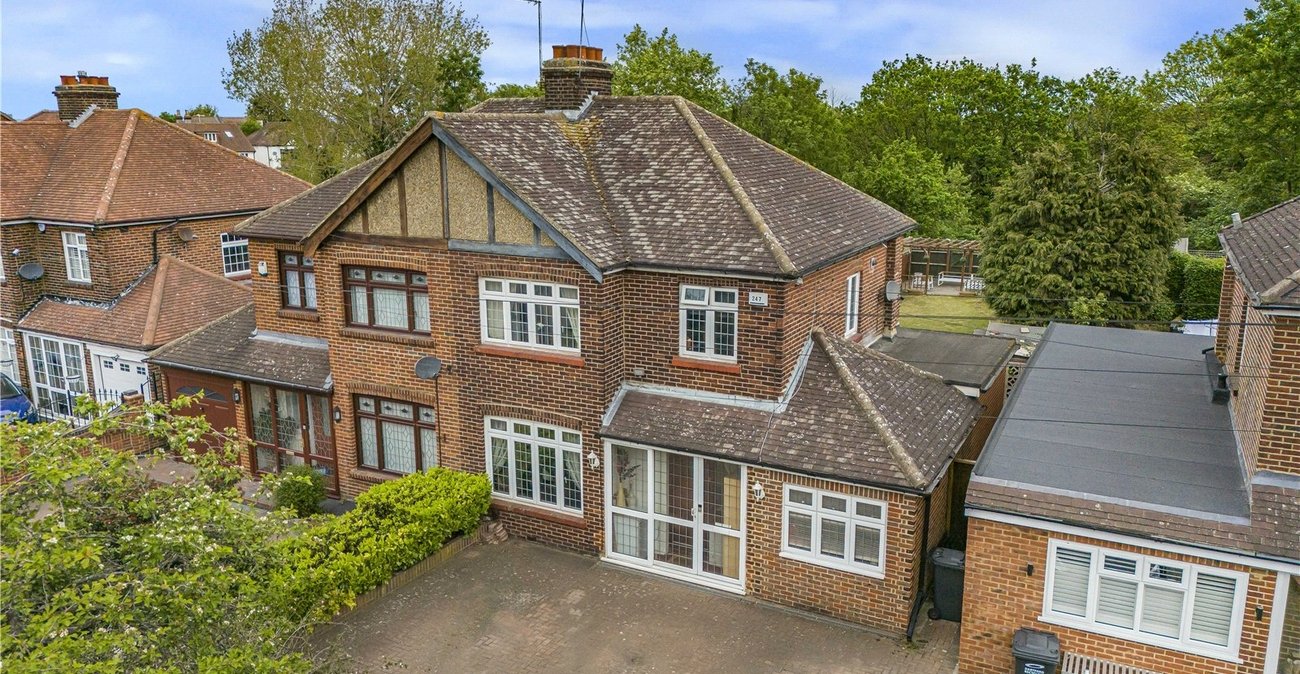 4 bedroom house for sale in West Dartford | Robinson Jackson
