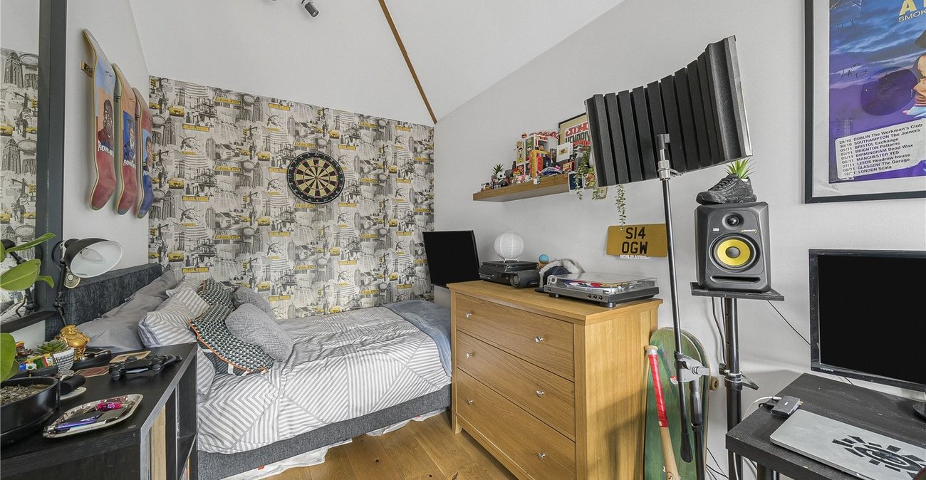 4 bedroom house for sale in West Dartford | Robinson Jackson
