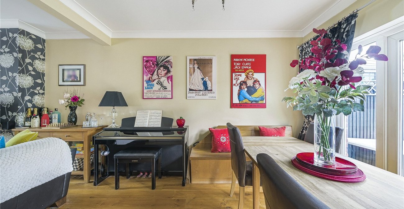4 bedroom house for sale in West Dartford | Robinson Jackson