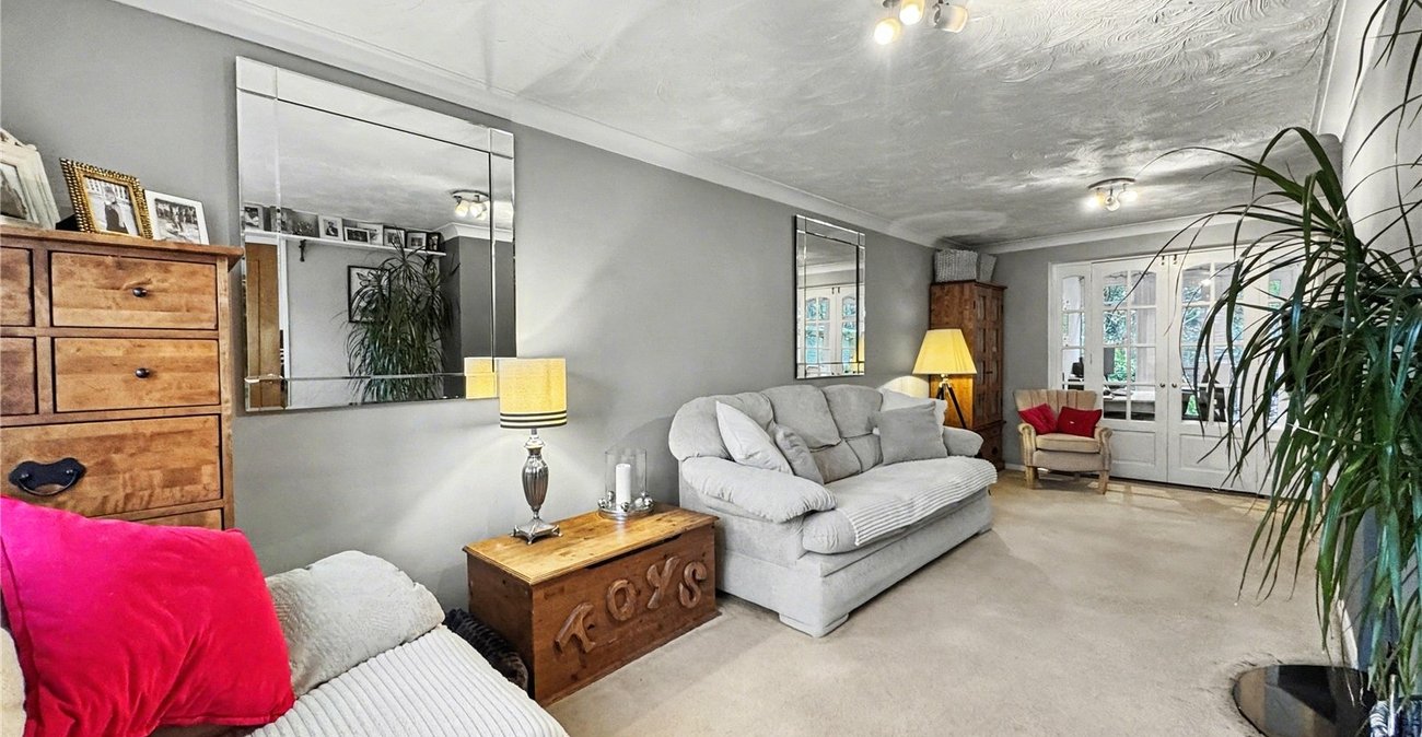 3 bedroom house for sale in Wigmore | Robinson Michael & Jackson