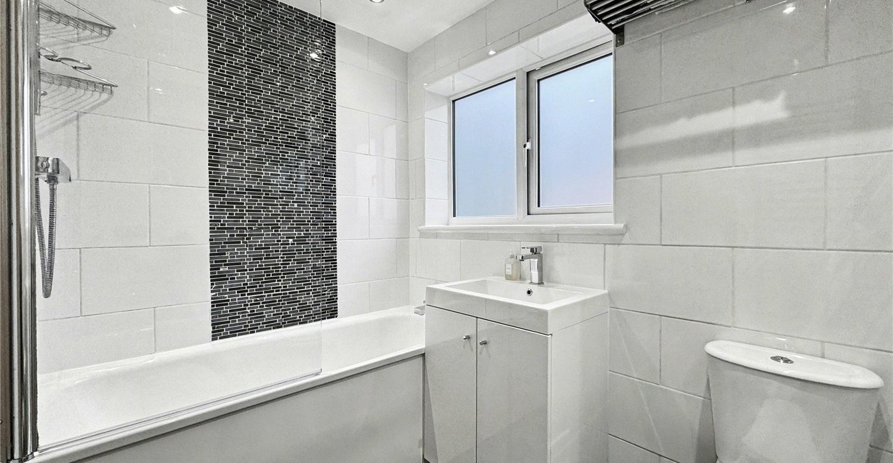 3 bedroom house for sale in Wigmore | Robinson Michael & Jackson