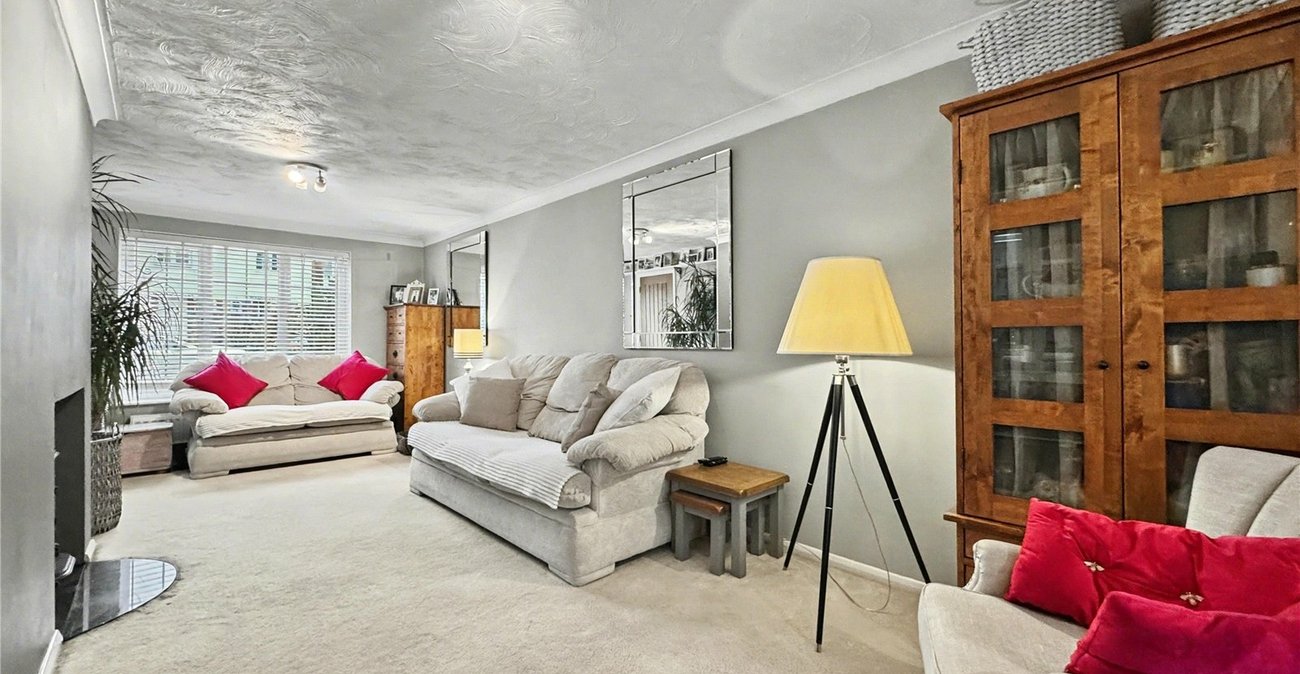 3 bedroom house for sale in Wigmore | Robinson Michael & Jackson