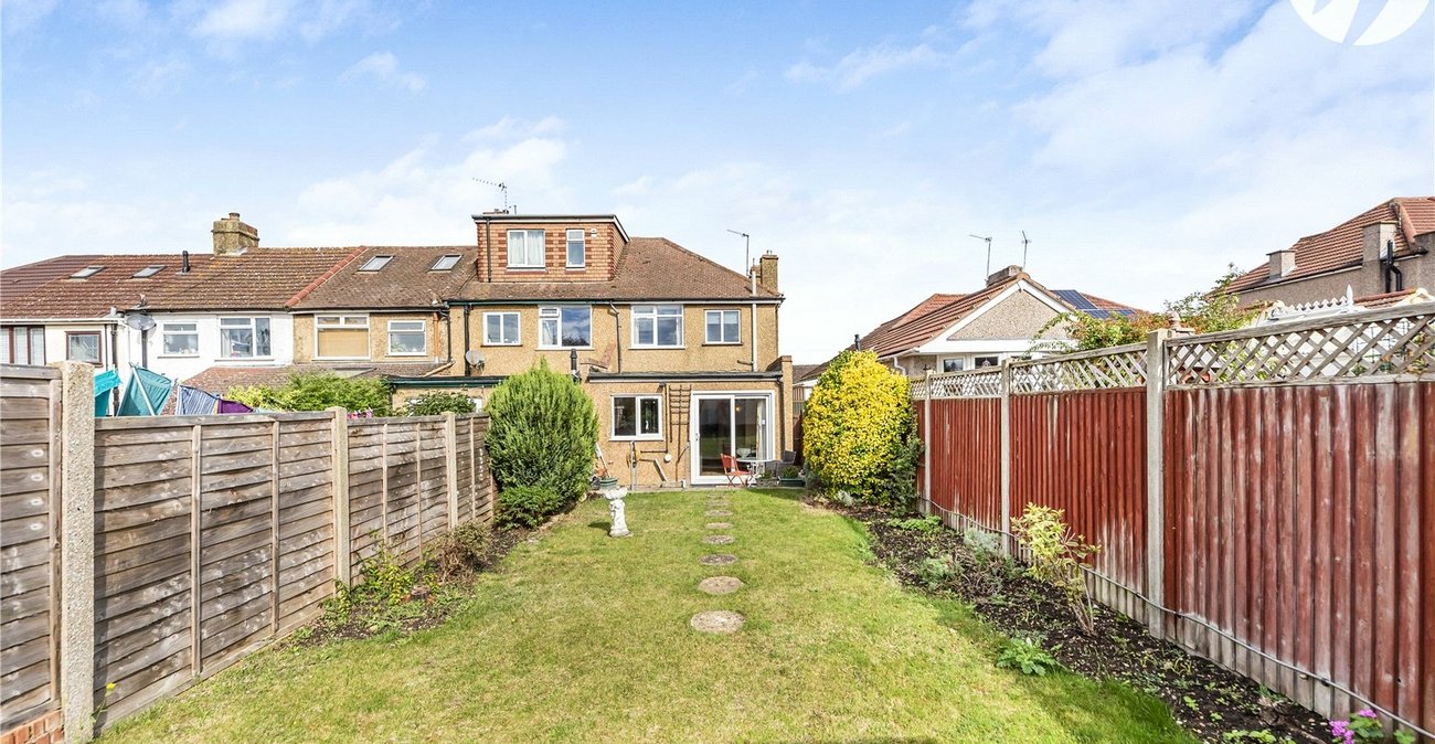 3 bedroom house for sale in Dartford | Robinson Jackson