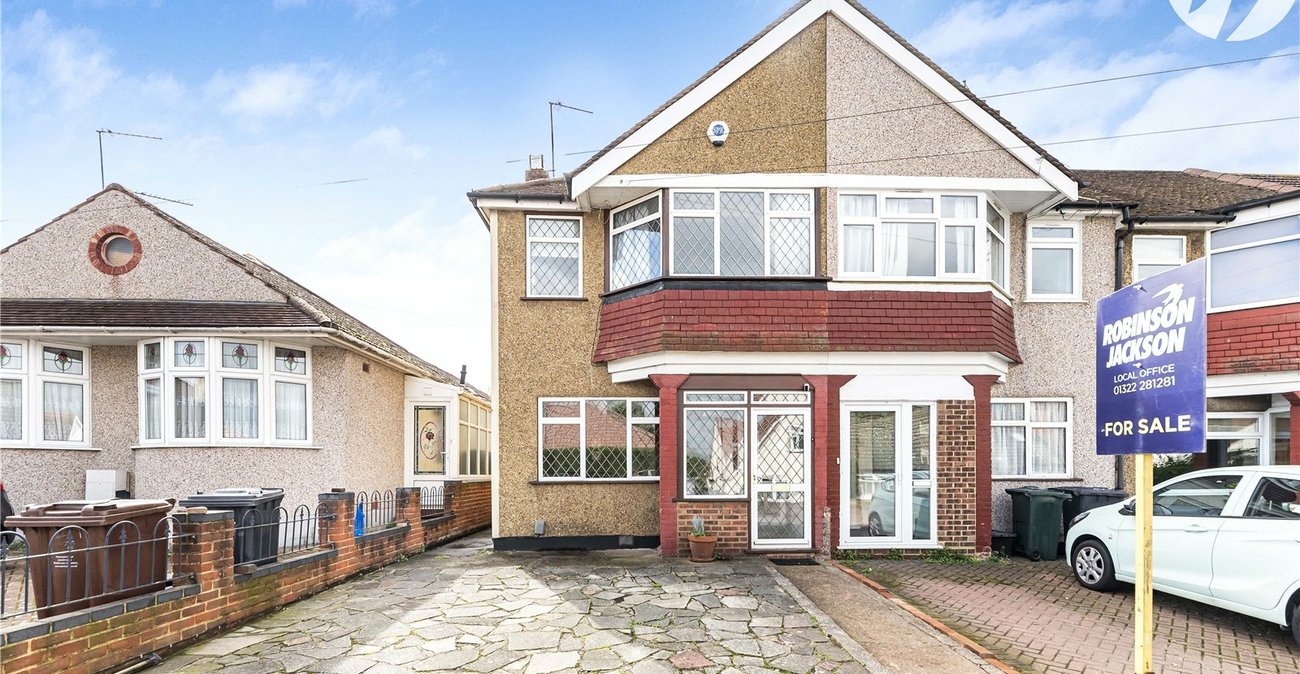 3 bedroom house for sale in Dartford | Robinson Jackson