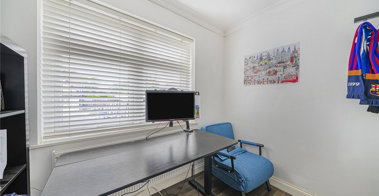 4 bedroom house for sale in Dartford | Robinson Jackson