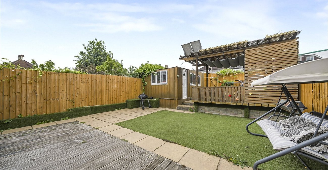 4 bedroom house for sale in Dartford | Robinson Jackson