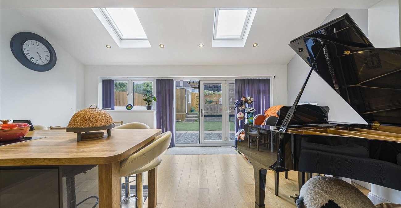 4 bedroom house for sale in Dartford | Robinson Jackson