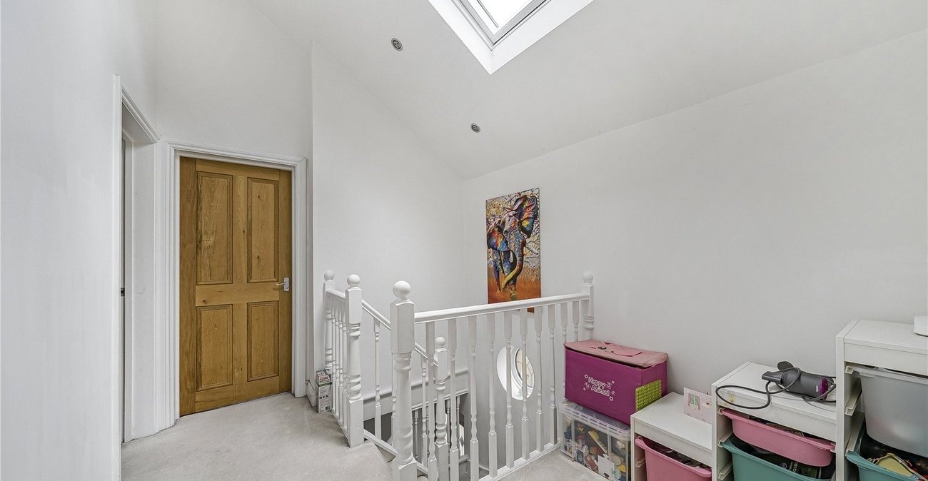 4 bedroom house for sale in Dartford | Robinson Jackson