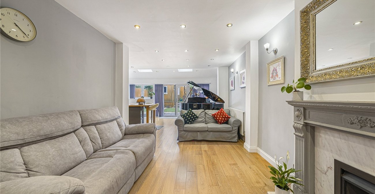 4 bedroom house for sale in Dartford | Robinson Jackson