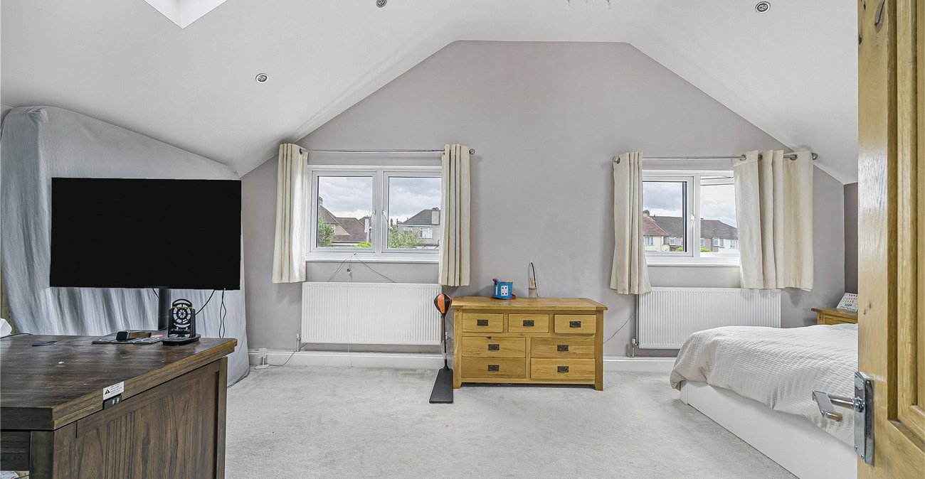 4 bedroom house for sale in Dartford | Robinson Jackson