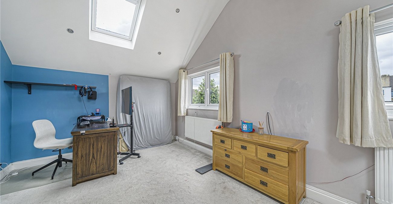 4 bedroom house for sale in Dartford | Robinson Jackson