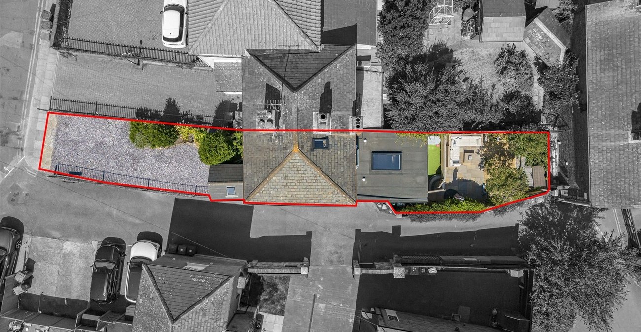 2 bedroom house for sale in Dartford | Robinson Jackson