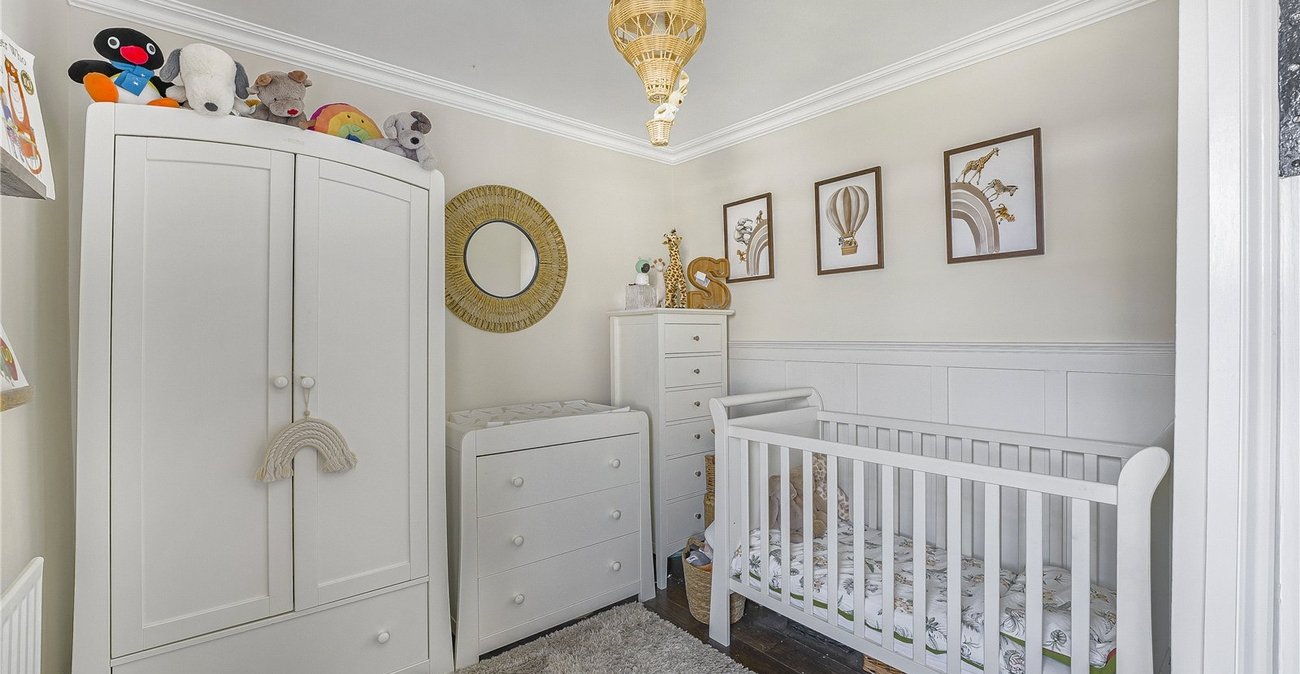 2 bedroom house for sale in Dartford | Robinson Jackson