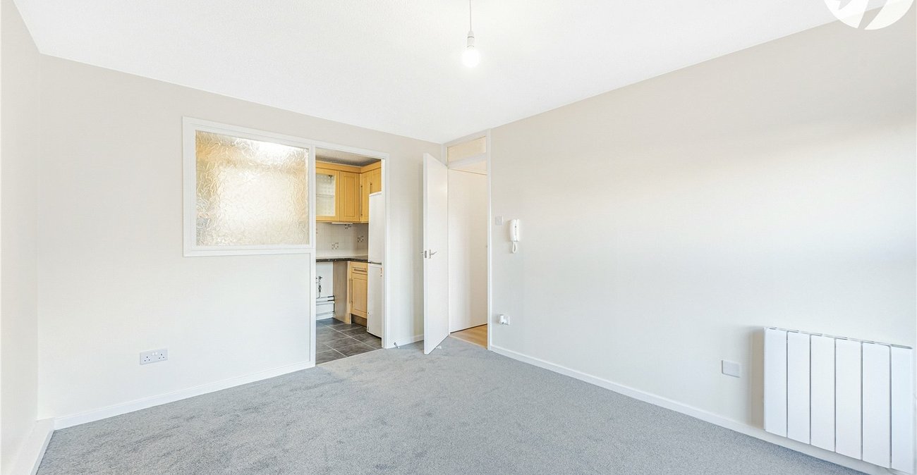 2 bedroom property for sale in Dartford | Robinson Jackson