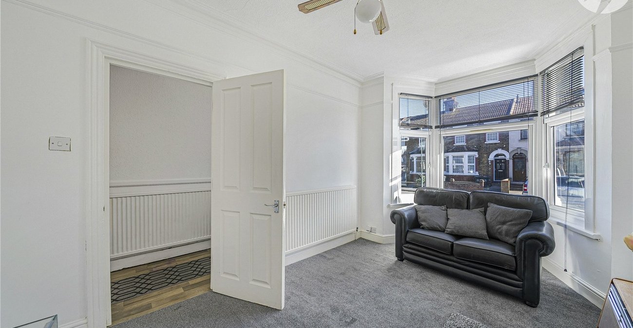 4 bedroom house for sale in Dartford | Robinson Jackson