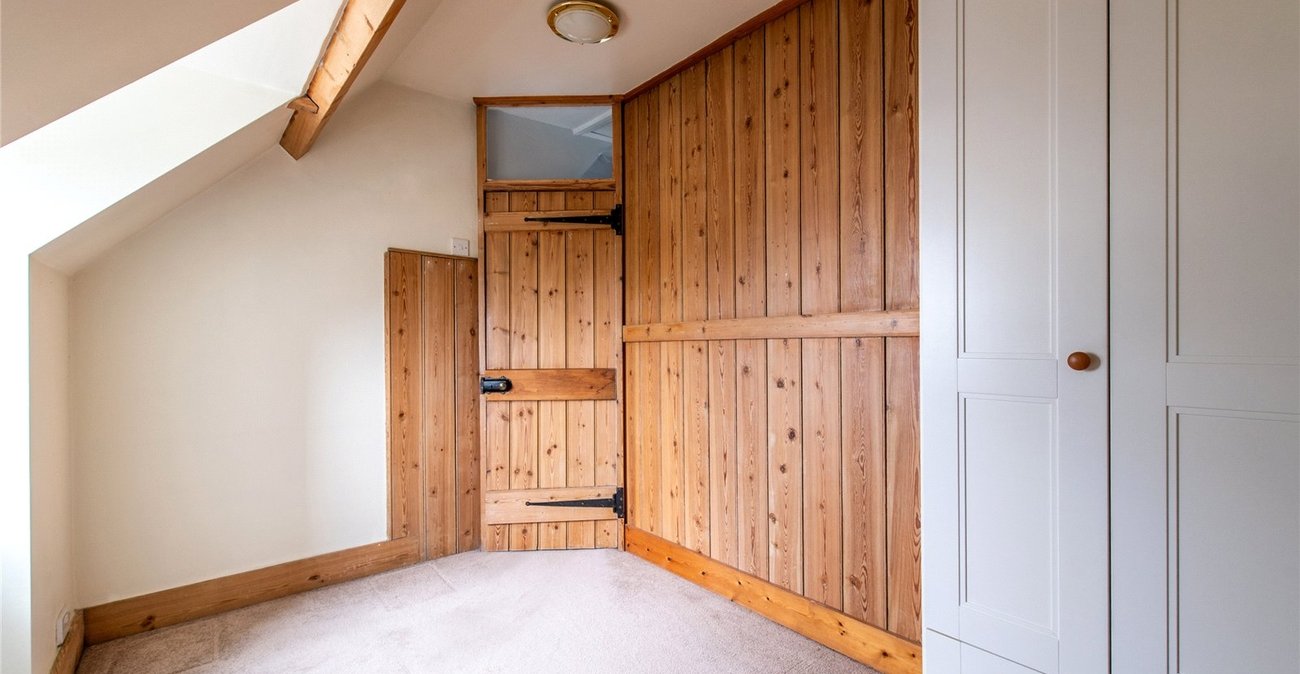 3 bedroom house for sale in Crutches Lane | Robinson Michael & Jackson