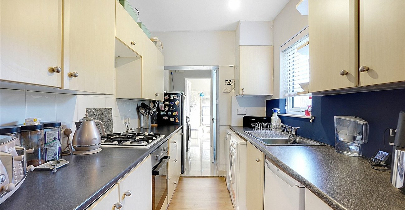 3 bedroom house for sale in Greenhithe | Robinson Jackson