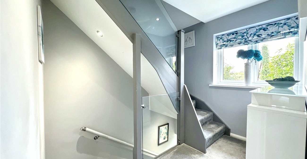 3 bedroom house for sale in Rainham | Robinson Michael & Jackson