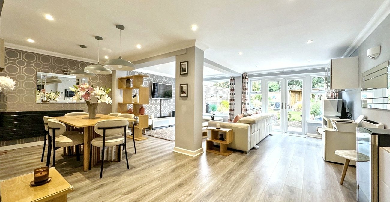 3 bedroom house for sale in Rainham | Robinson Michael & Jackson