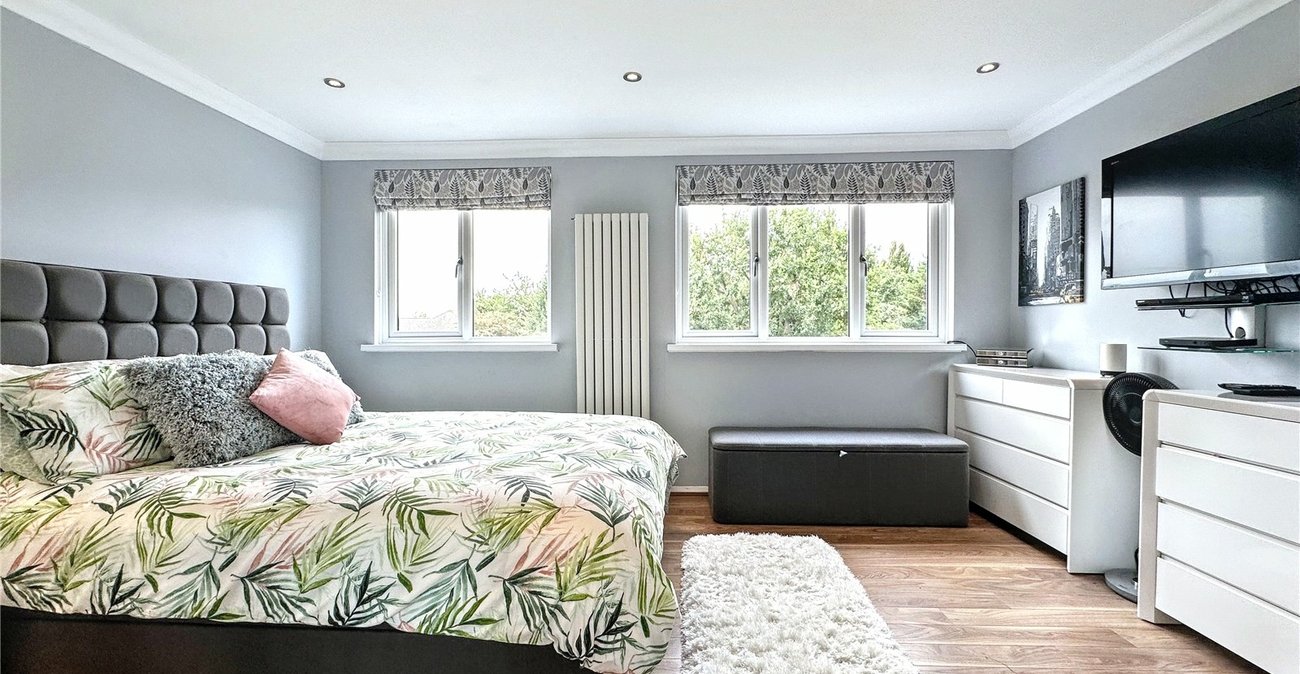 3 bedroom house for sale in Rainham | Robinson Michael & Jackson