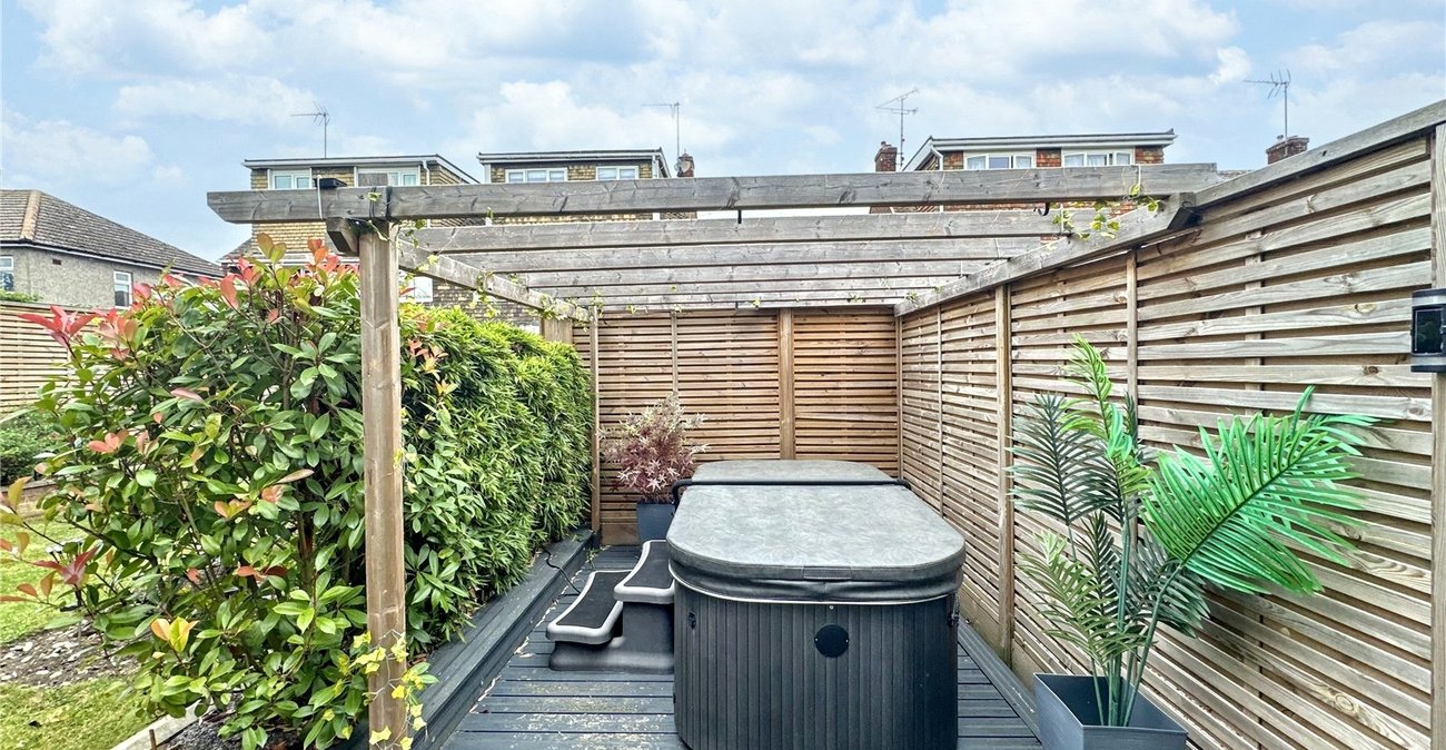 3 bedroom house for sale in Rainham | Robinson Michael & Jackson