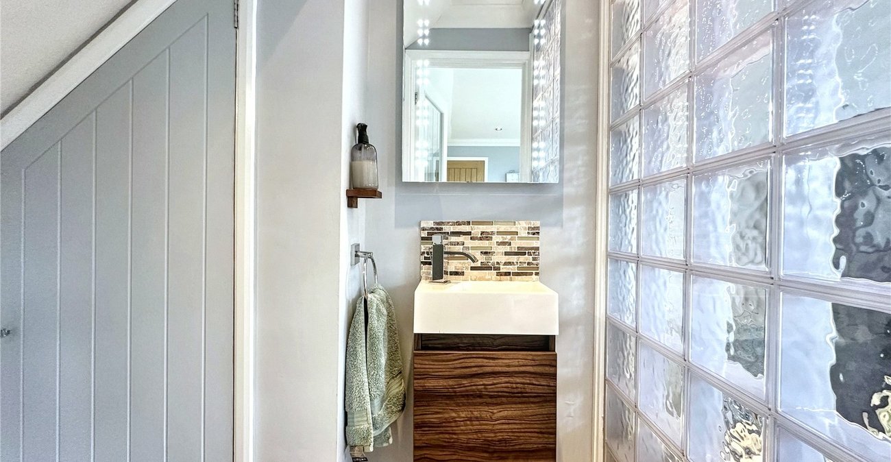 3 bedroom house for sale in Rainham | Robinson Michael & Jackson