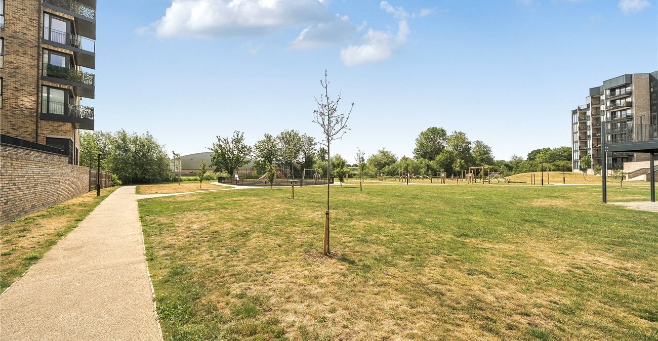 2 bedroom property for sale in Sydenham | Robinson Jackson